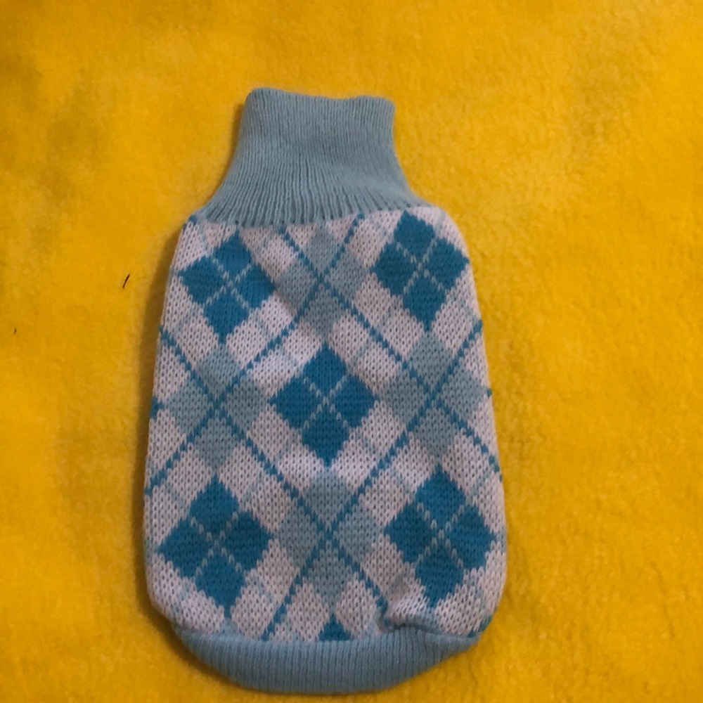 Argyle doggie sweater small
